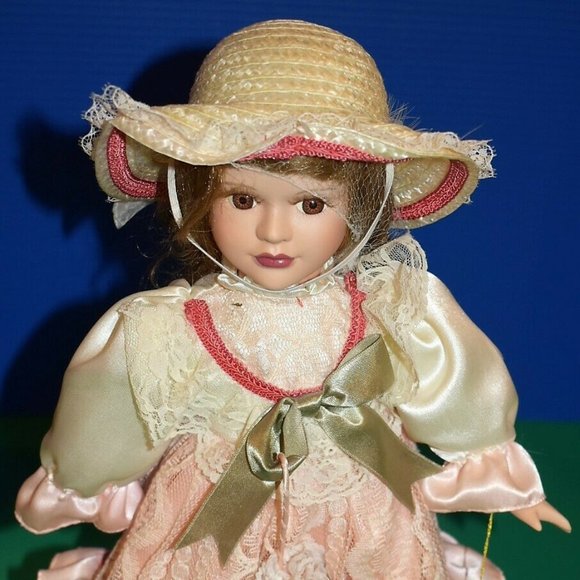 Christina Doll Collection by Christina Verdi 1998 Porcelain, Limited Edition - Picture 1 of 7
